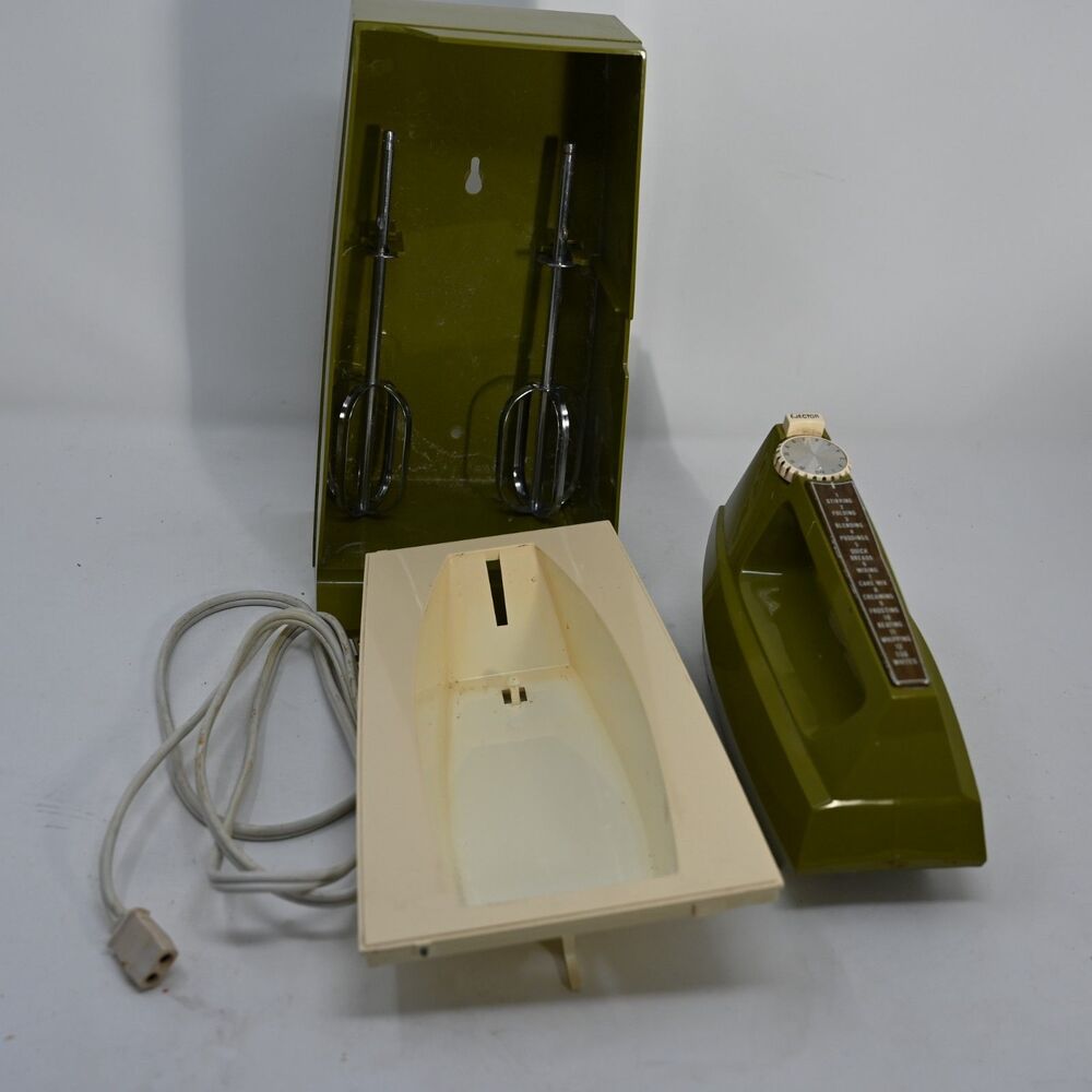 Vintage Sunbeam Mixmaster Hand Mixer Avocado Green Wall Mount Case Tested